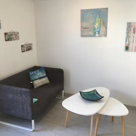 Jolie Maison Familiale A 400m De La Mer, Entre La Rochelle Et Chatelaillon *