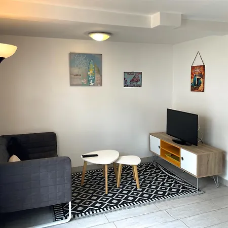 Jolie Maison Familiale A 400m De La Mer, Entre La Rochelle Et Chatelaillon Angoulins
